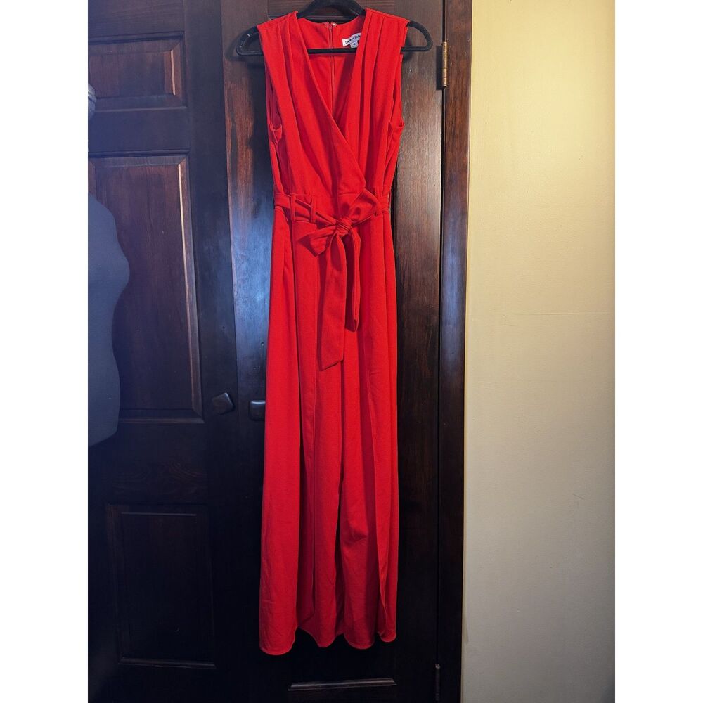 Shelby & Palmer Romper w/ side slits - Size 16